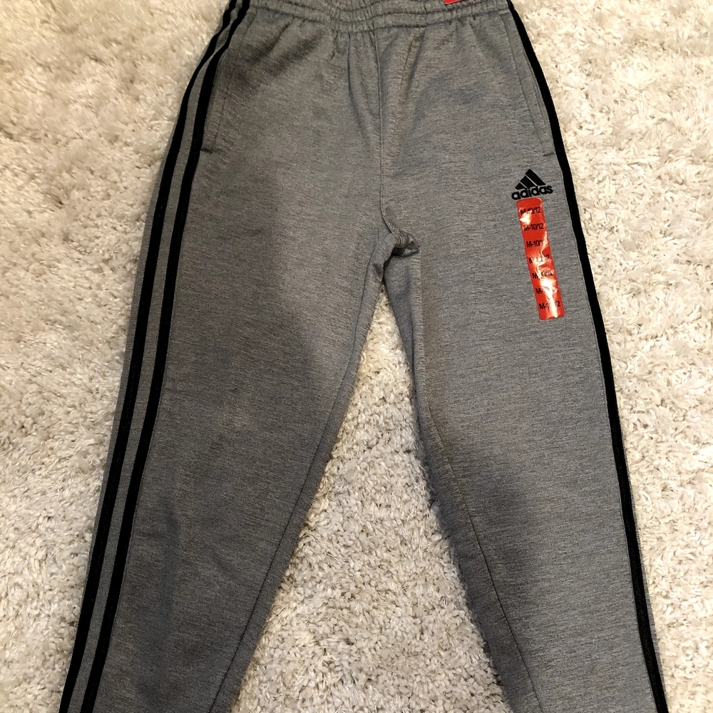 Adidas jogger size M 10/12 (kb2)